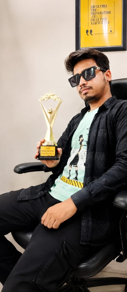 Manish Kumar Best Performer Award